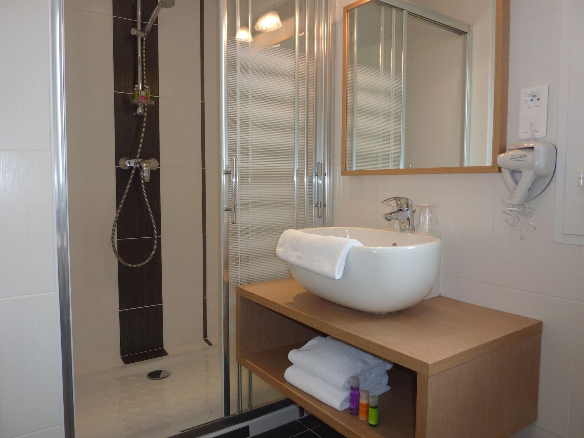 Cit'hotel De La Vallée Hotel 3*